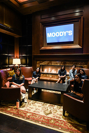 Moodys-9634