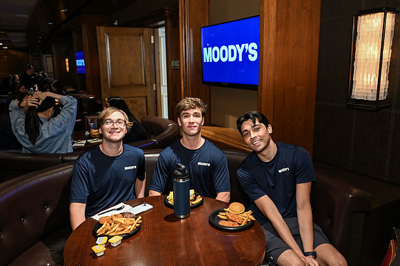 Moodys-9559