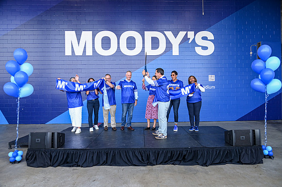 Moodys-3929
