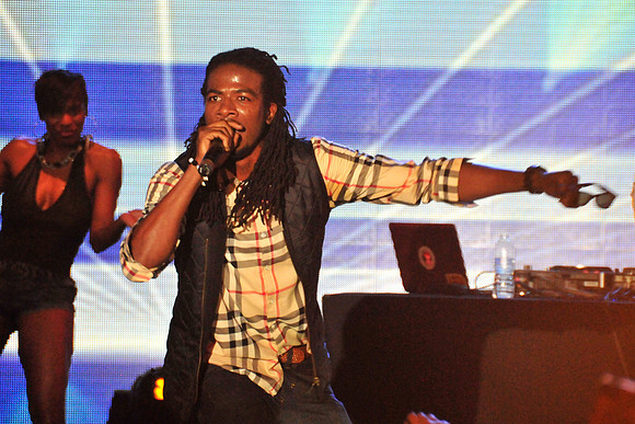 135535085BG007_Iggy_s_Best_