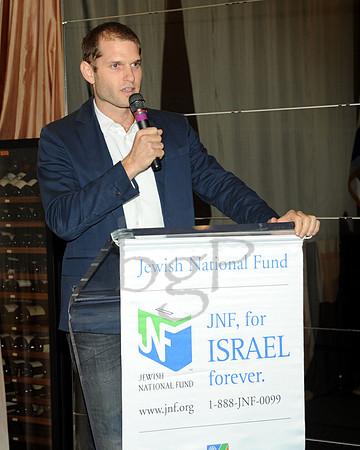 JNF_070