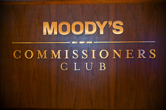 Moodys-4023