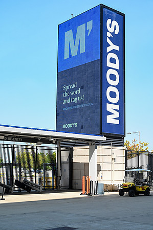Moodys-3998