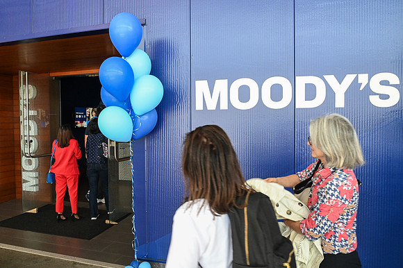Moodys-4234