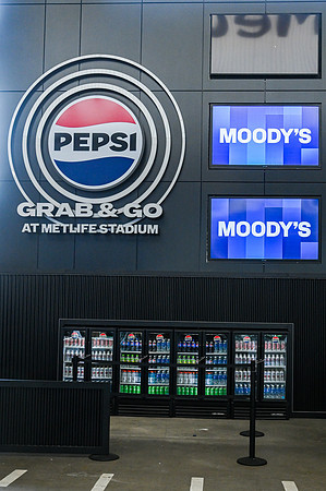 Moodys-3
