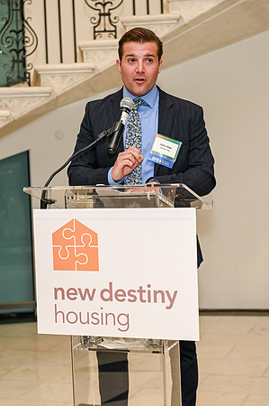 NDH-8820