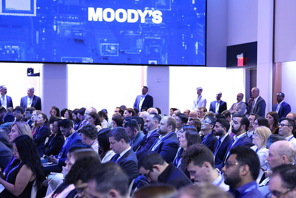 Moodys-3870