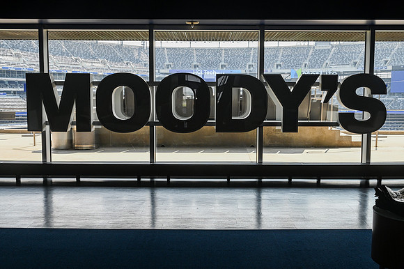 Moodys-3730