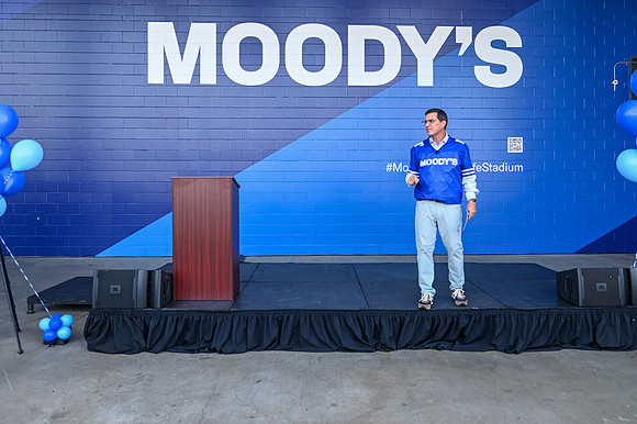 Moodys-3814