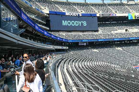 Moodys-4024